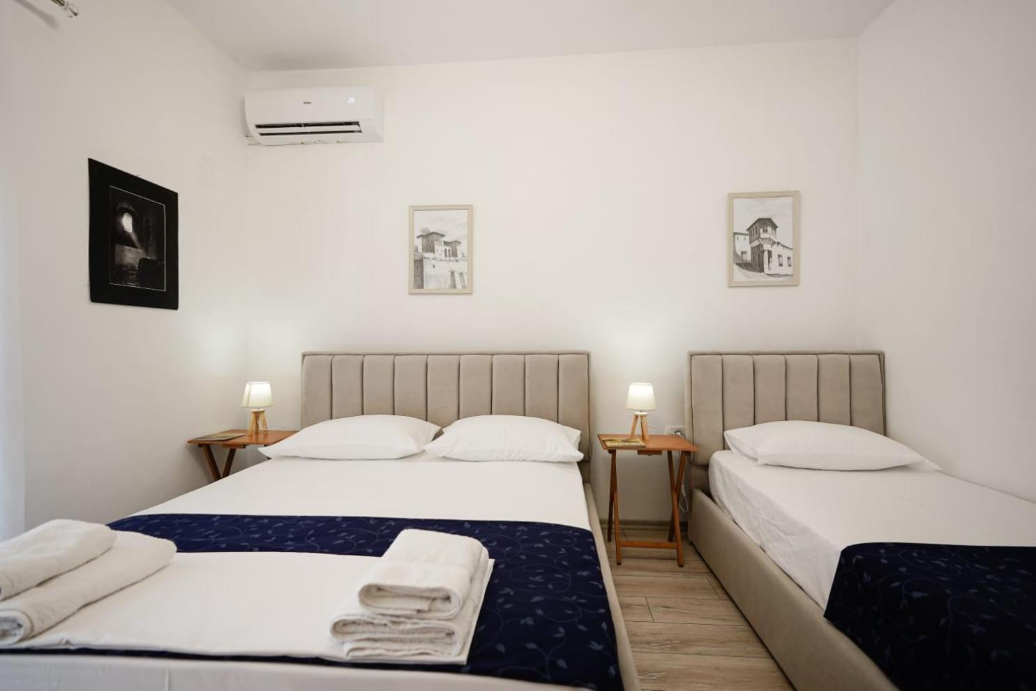 View City Apartments Gjirokastër Esterno foto